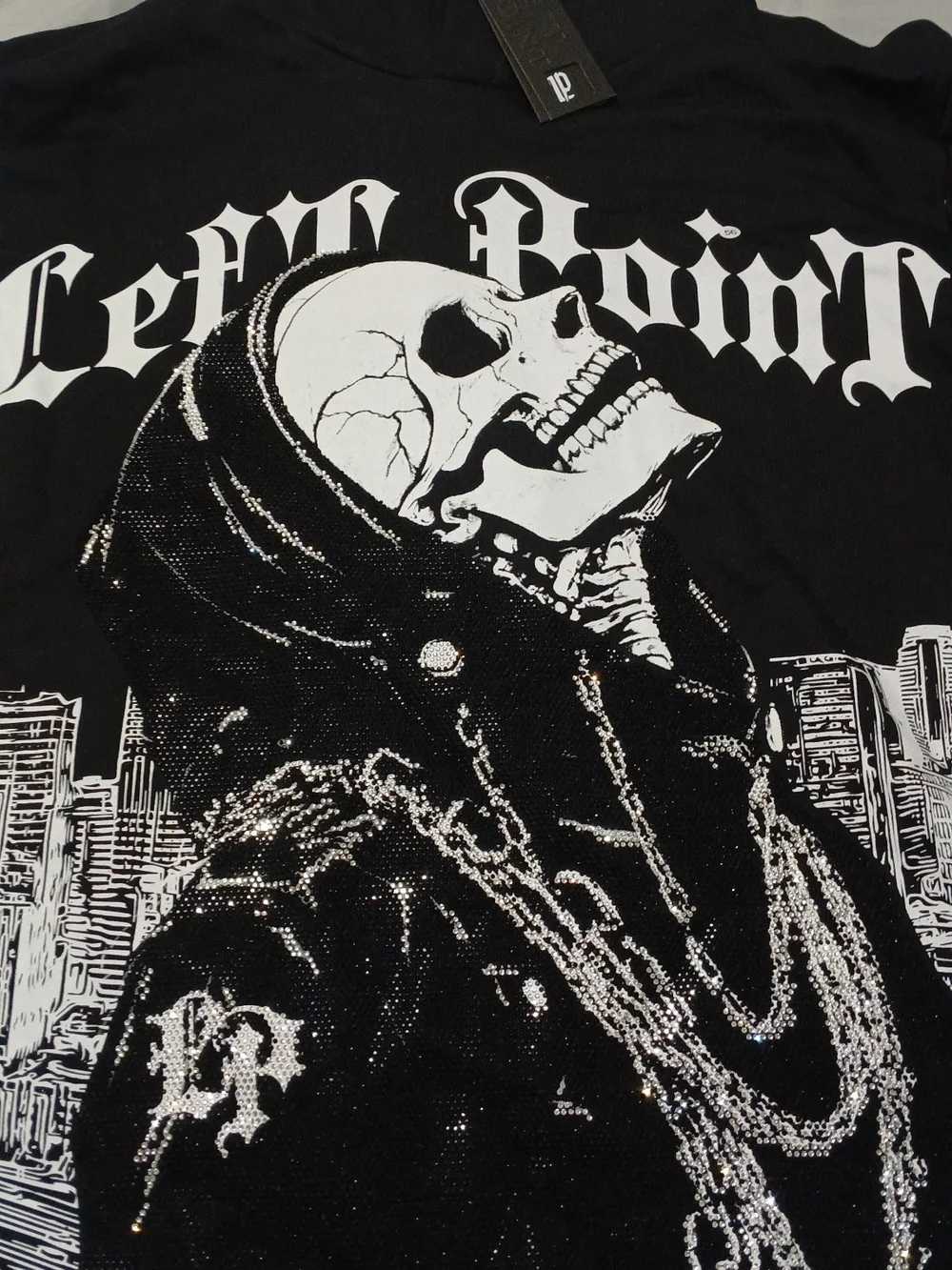 letf point black crewneck